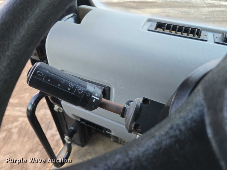 image for item DU7952 2007 Caterpillar 623G elevating scraper