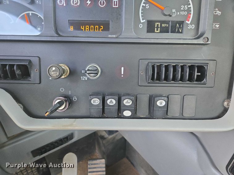 image for item DU7952 2007 Caterpillar 623G elevating scraper