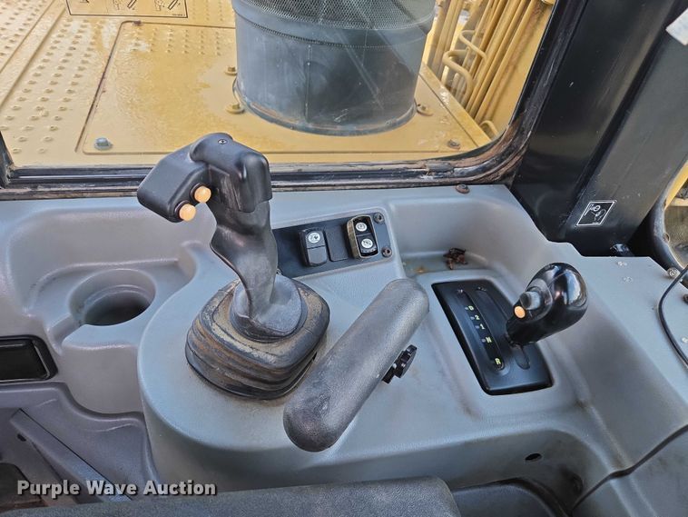 image for item DU7952 2007 Caterpillar 623G elevating scraper