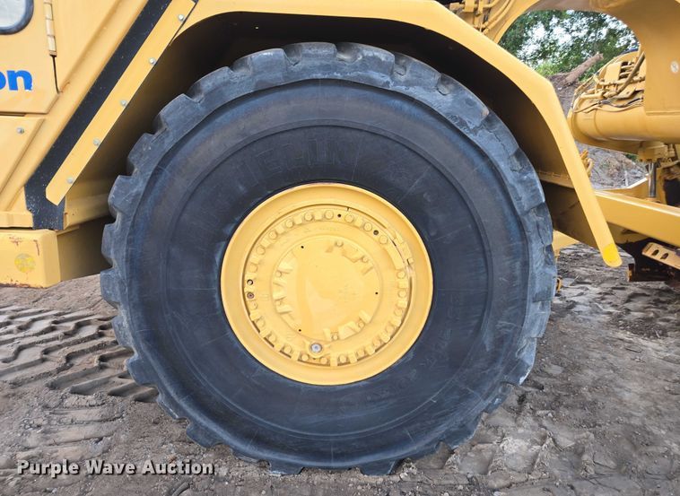 image for item DU7952 2007 Caterpillar 623G elevating scraper