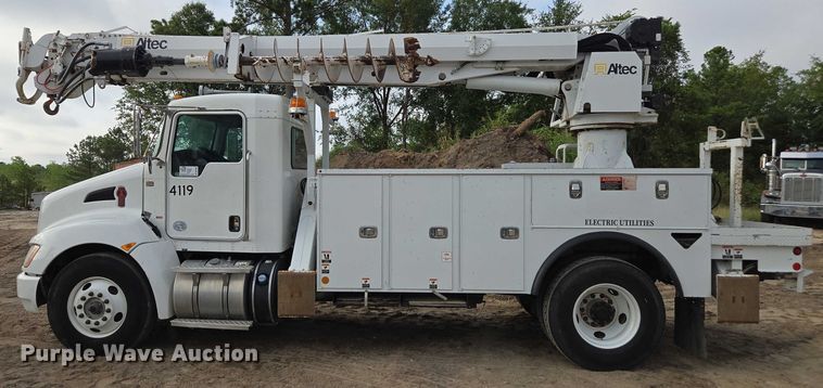 image for item DU7954 2015 Kenworth T370 digger derrick truck