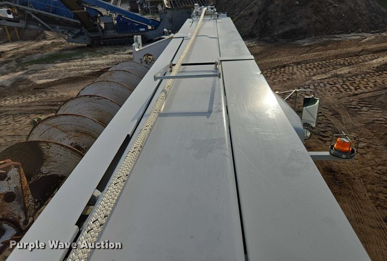 image for item DU7954 2015 Kenworth T370 digger derrick truck