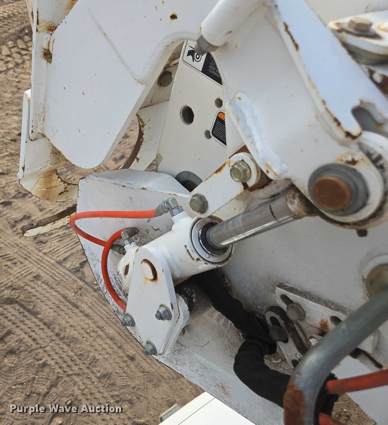 image for item DU7954 2015 Kenworth T370 digger derrick truck