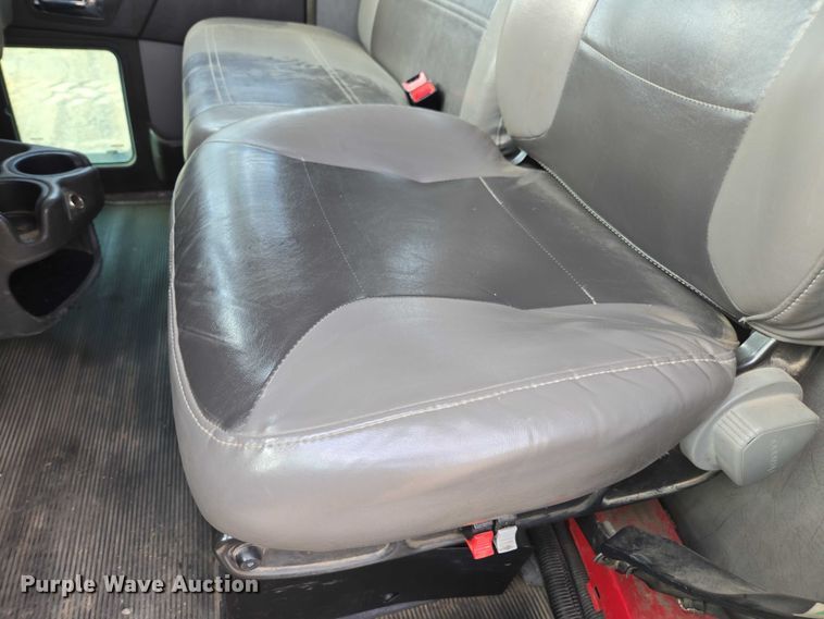 image for item DU7954 2015 Kenworth T370 digger derrick truck