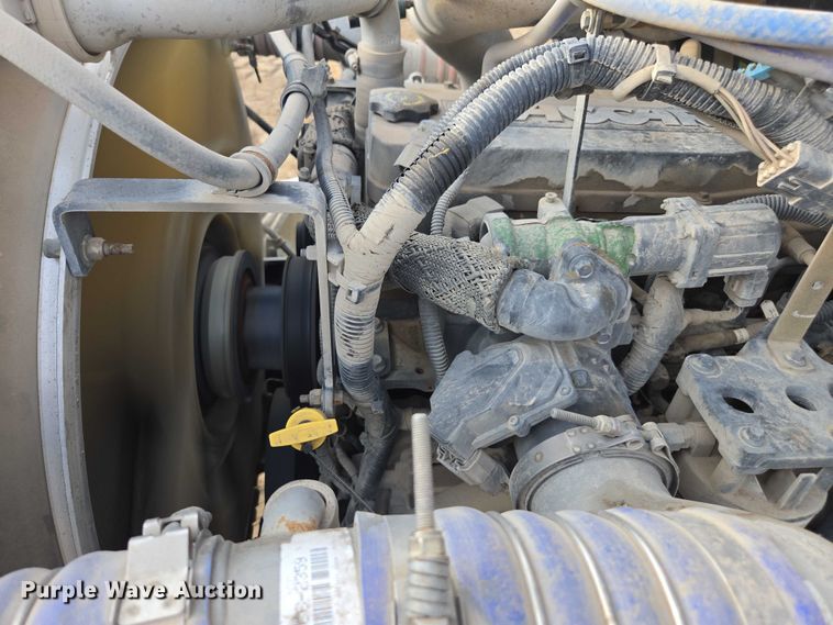 image for item DU7954 2015 Kenworth T370 digger derrick truck