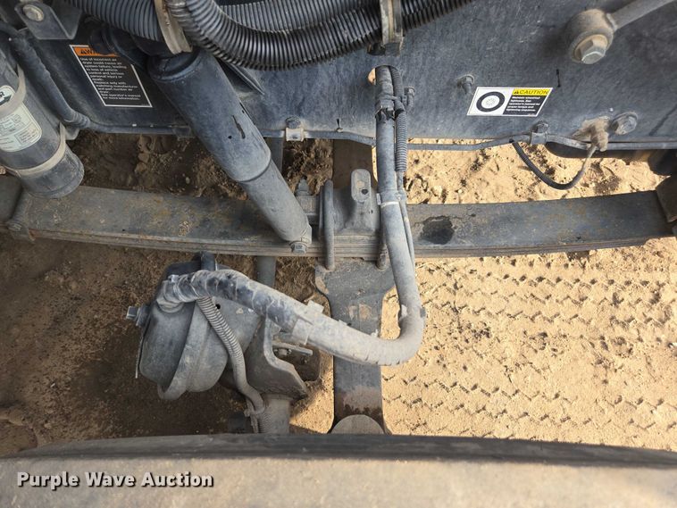 image for item DU7954 2015 Kenworth T370 digger derrick truck