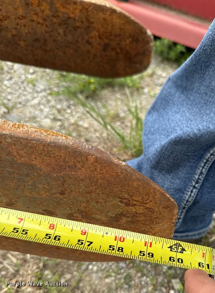 image for item DV2695 60