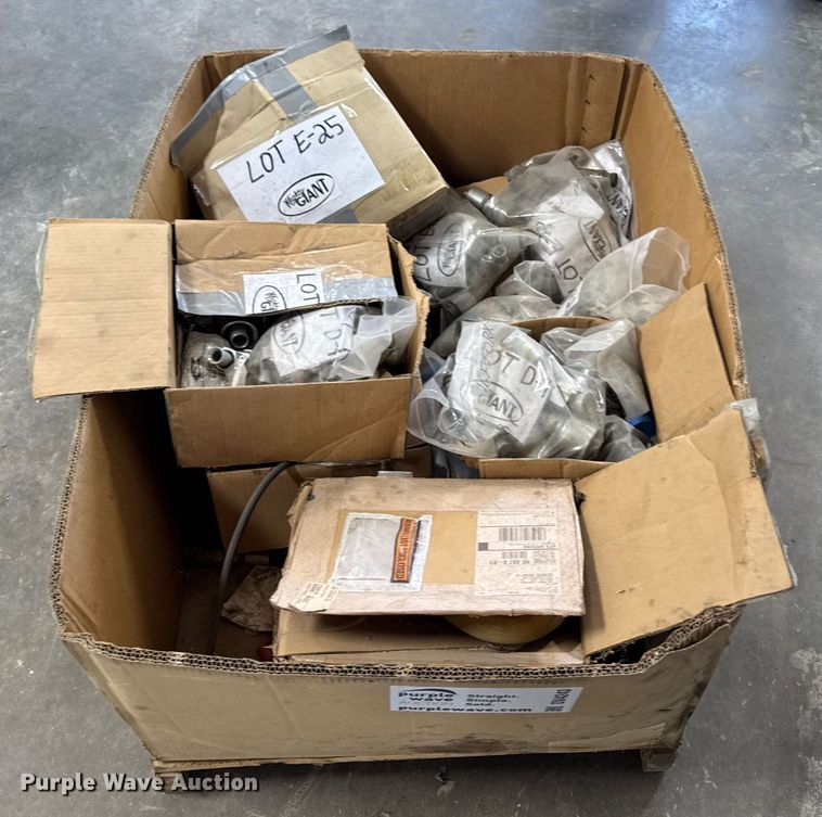 image for item DV4243 Hydraulic fittings