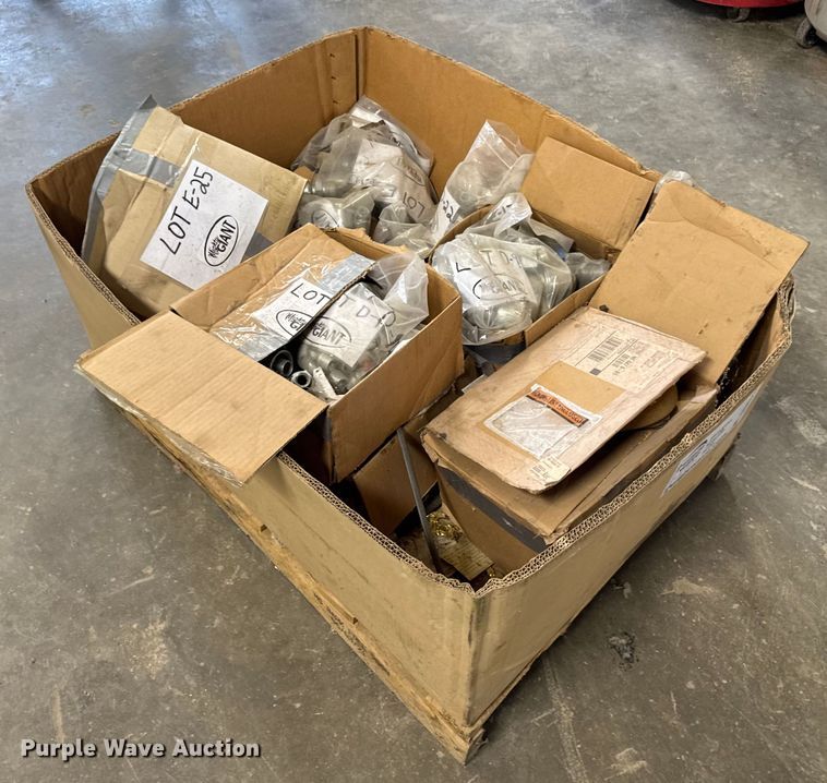 image for item DV4243 Hydraulic fittings