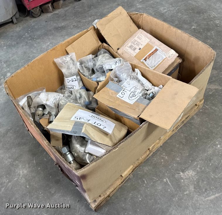 image for item DV4243 Hydraulic fittings