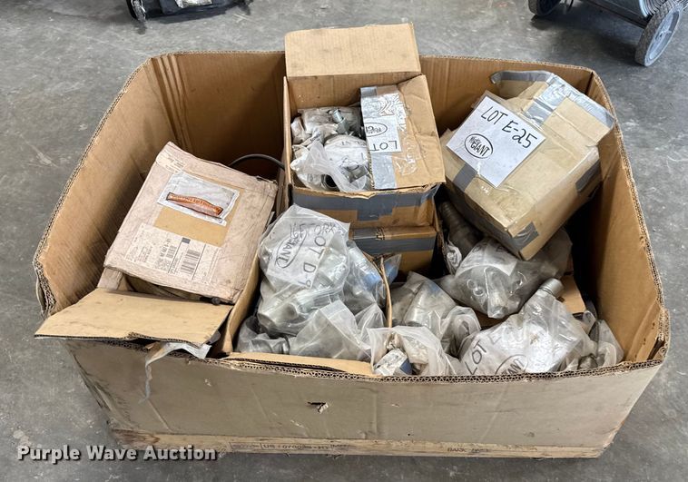 image for item DV4243 Hydraulic fittings