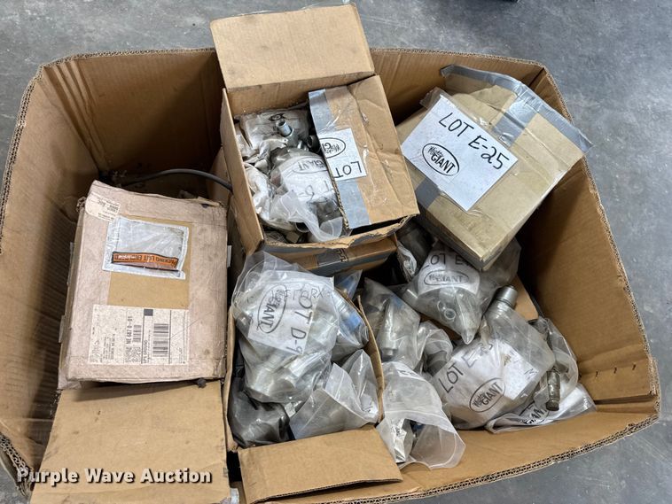 image for item DV4243 Hydraulic fittings