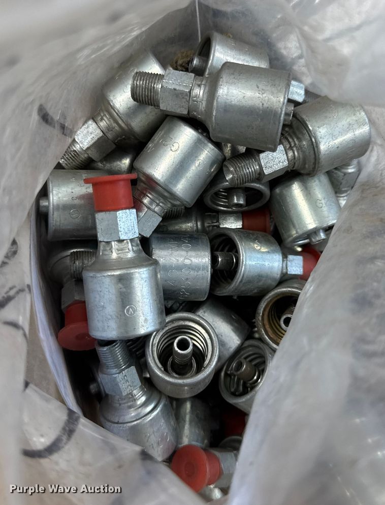 image for item DV4243 Hydraulic fittings