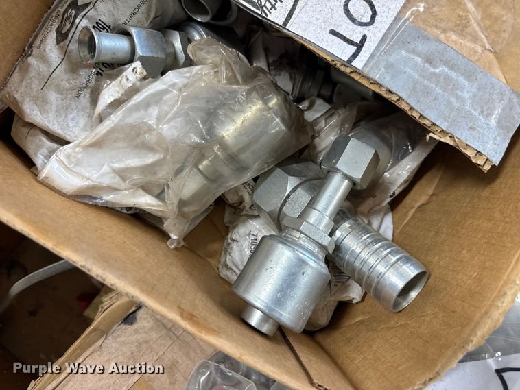 image for item DV4243 Hydraulic fittings