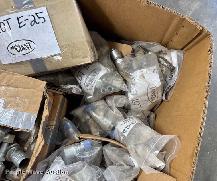 image for item DV4243 Hydraulic fittings