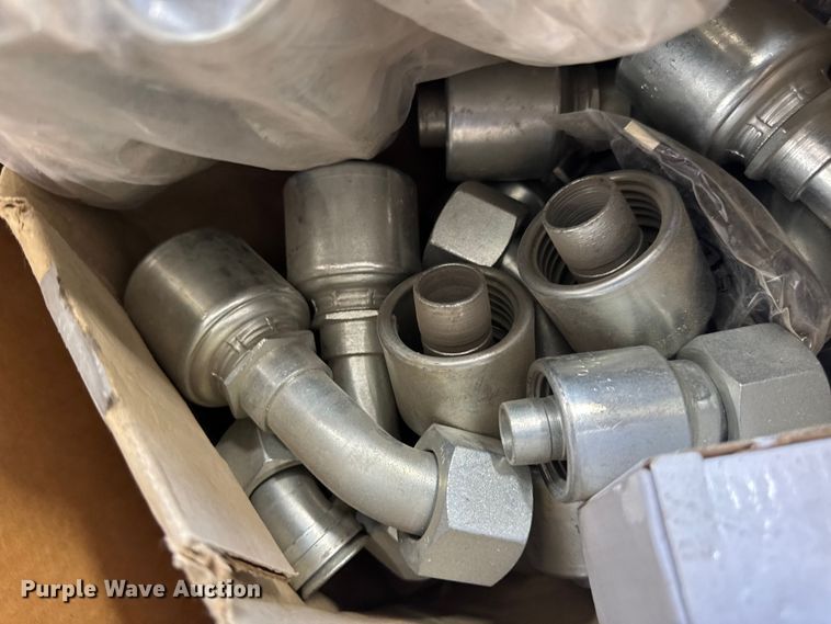 image for item DV4243 Hydraulic fittings