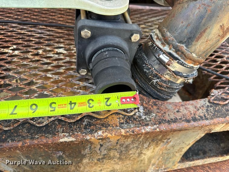 image for item DW3372 1983 Ford 8000 water truck