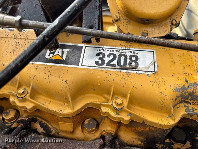 image for item DW3372 1983 Ford 8000 water truck