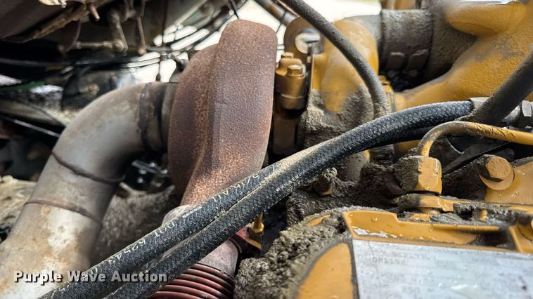 image for item DW3372 1983 Ford 8000 water truck