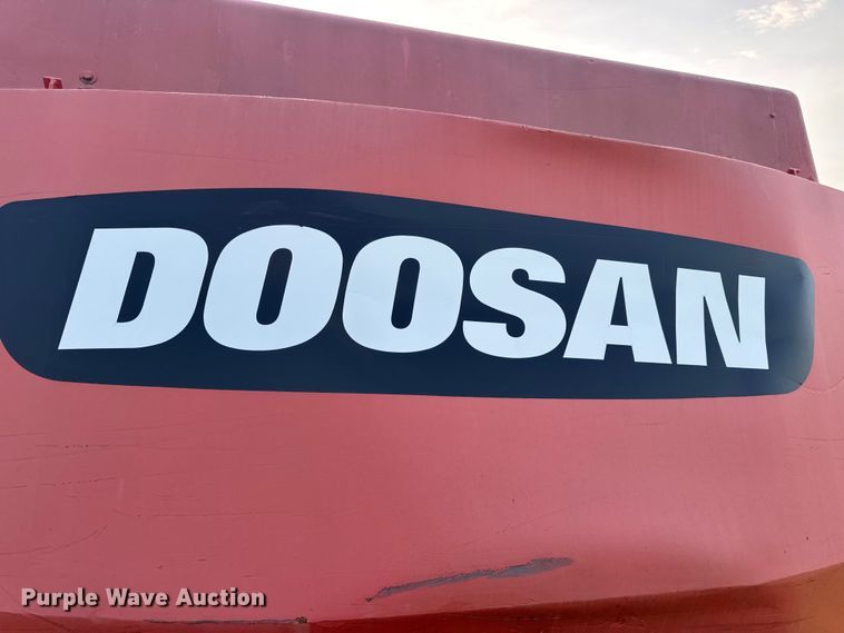 image for item DW3448 1992 Daewoo DH280 excavator