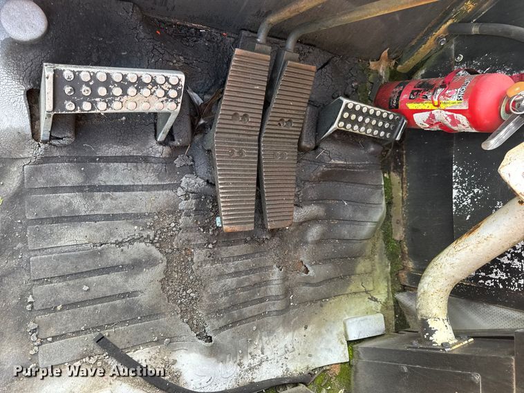 image for item DW3448 1992 Daewoo DH280 excavator