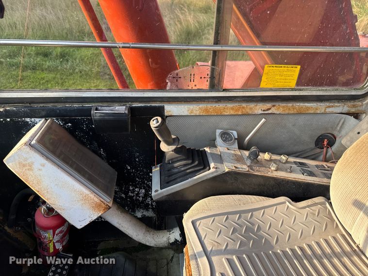 image for item DW3448 1992 Daewoo DH280 excavator