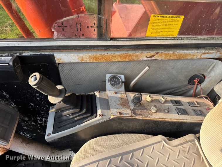 image for item DW3448 1992 Daewoo DH280 excavator