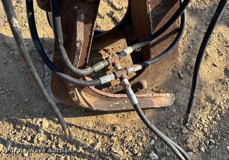 image for item DW3455 Grapple