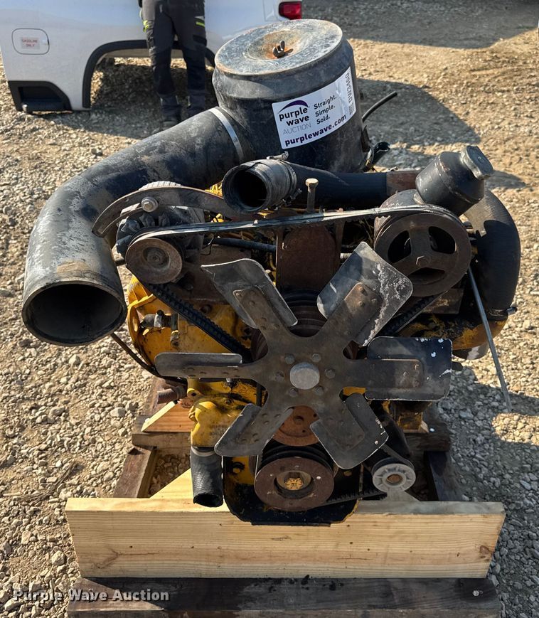 image for item DW3460 Caterpillar 3208 engine