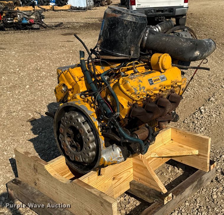 image for item DW3460 Caterpillar 3208 engine