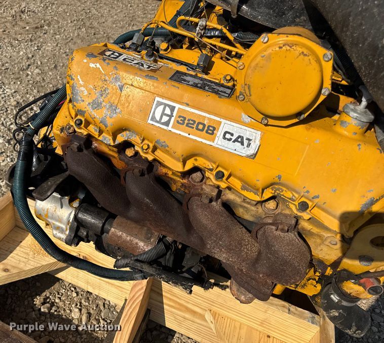 image for item DW3460 Caterpillar 3208 engine