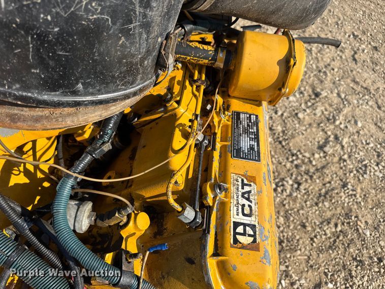 image for item DW3460 Caterpillar 3208 engine