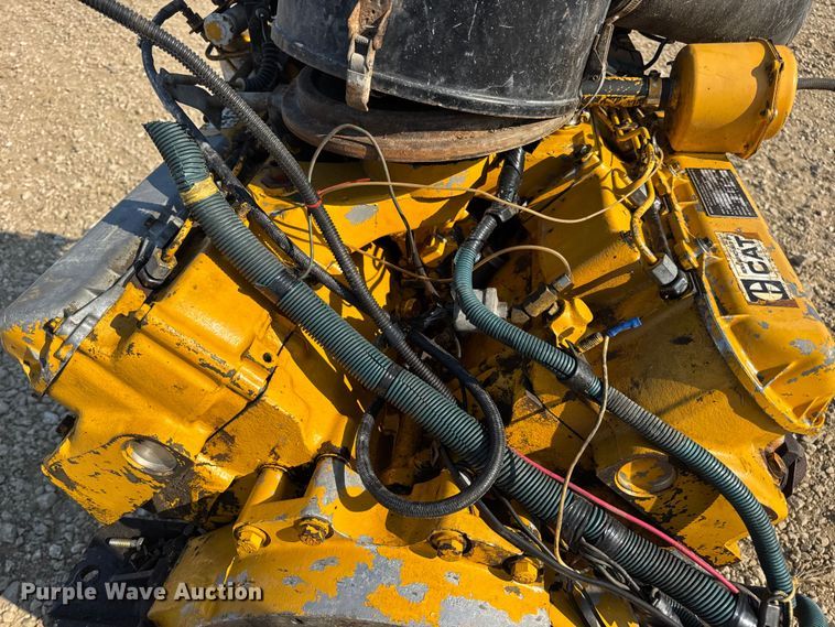 image for item DW3460 Caterpillar 3208 engine