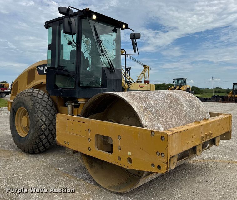 COMPACTADOR 2016 CATERPILLAR CS56B
