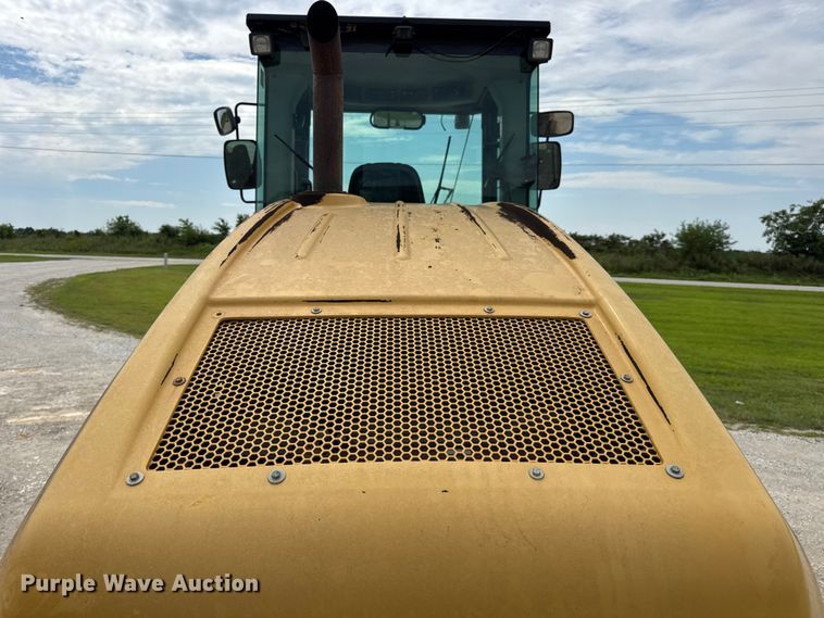 image for item DW3472 2016 Caterpillar CS56B single drum vibratory roller