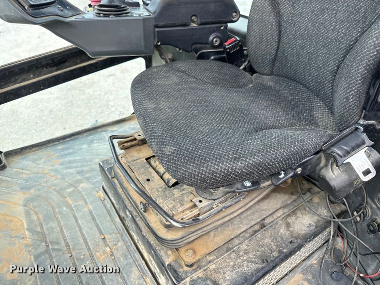 image for item DW3472 2016 Caterpillar CS56B single drum vibratory roller