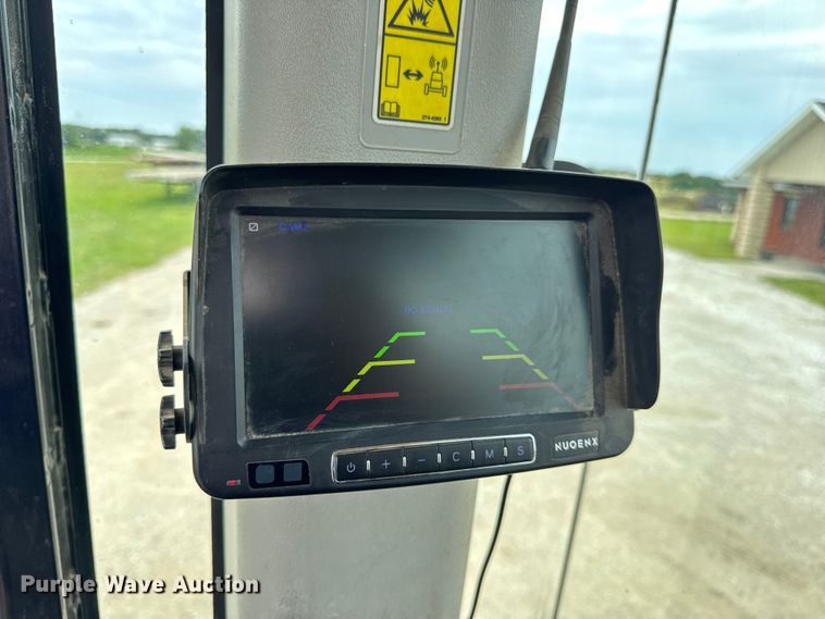 image for item DW3472 2016 Caterpillar CS56B single drum vibratory roller