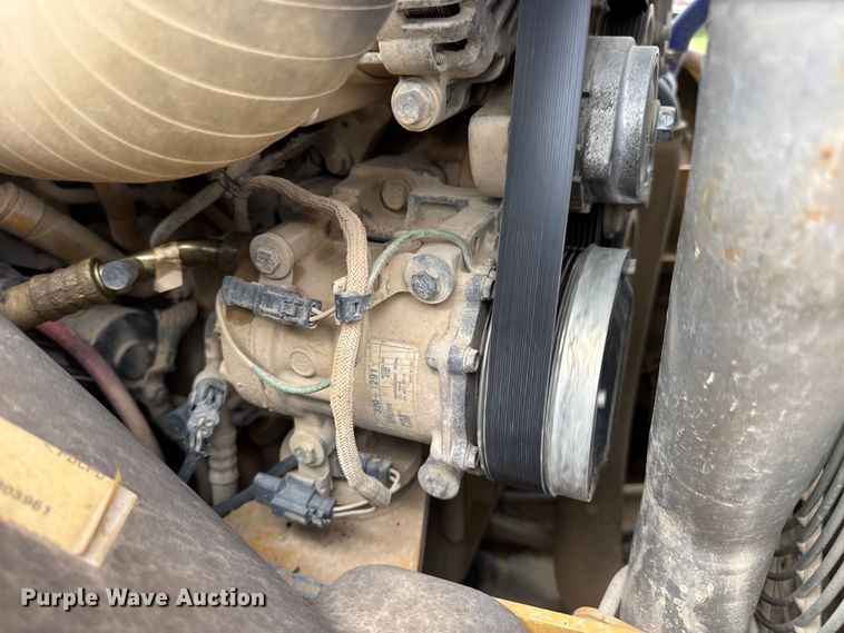 image for item DW3472 2016 Caterpillar CS56B single drum vibratory roller