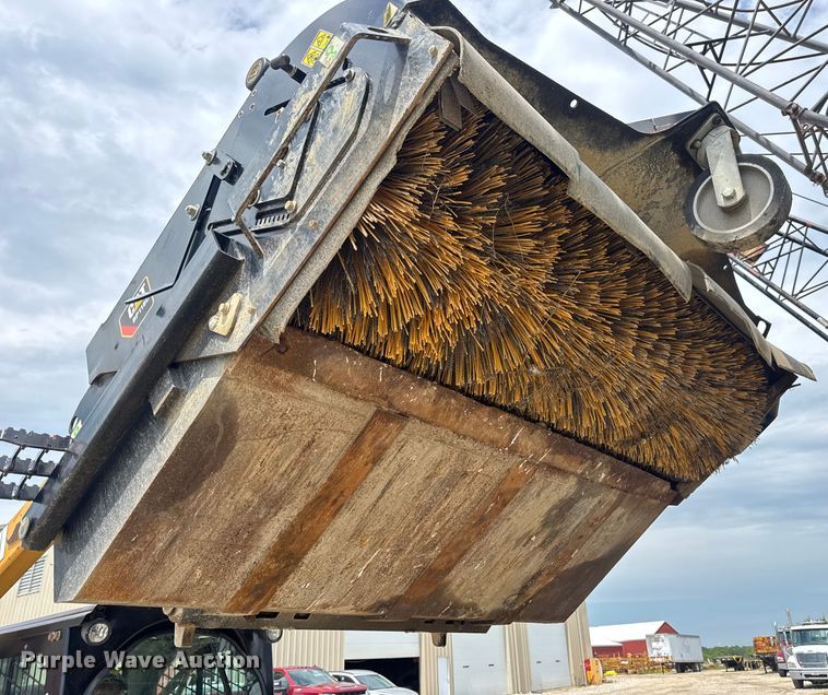 image for item DW3474 Caterpillar BP118C skid steer sweeper