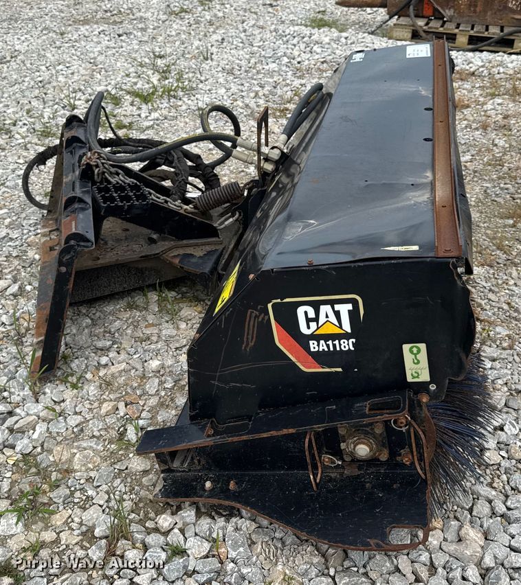 image for item DW3475 Caterpillar BA118C skid steer broom