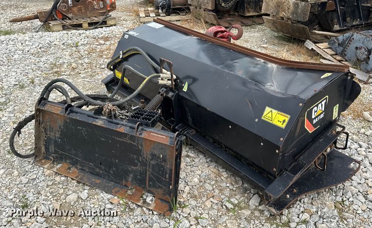 image for item DW3475 Caterpillar BA118C skid steer broom