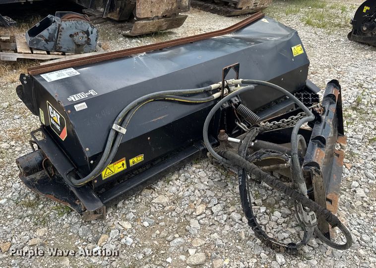 image for item DW3475 Caterpillar BA118C skid steer broom