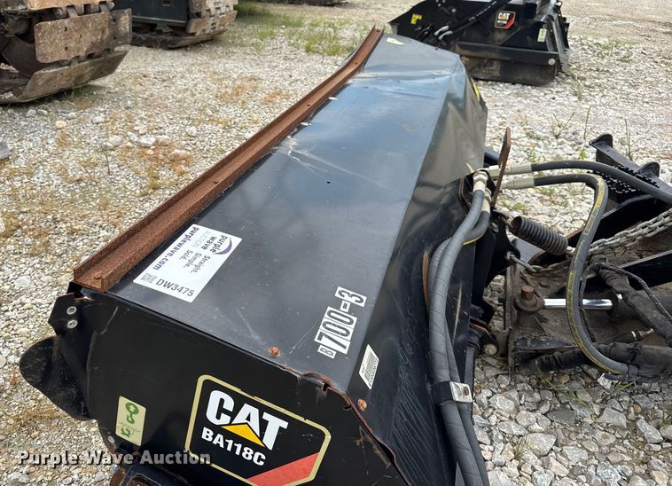 image for item DW3475 Caterpillar BA118C skid steer broom