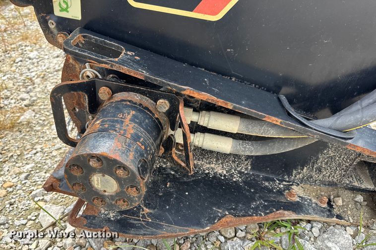 image for item DW3475 Caterpillar BA118C skid steer broom