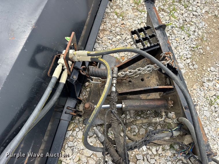 image for item DW3475 Caterpillar BA118C skid steer broom