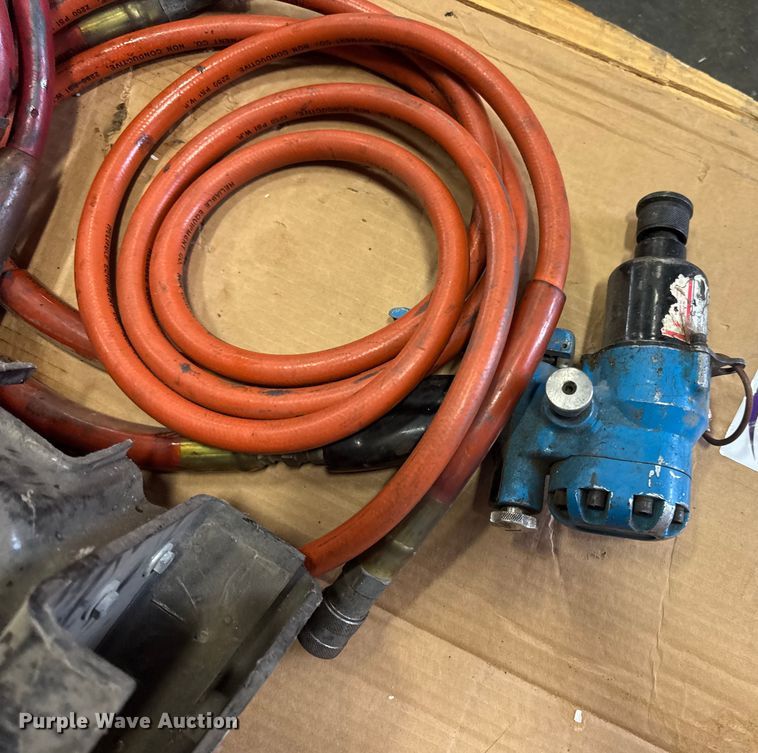 image for item DW3478 ools