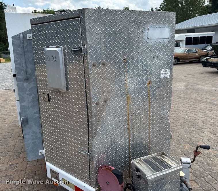 image for item DW3490 2005 Sauber Mfg. Co. 1594 oil filtration trailer