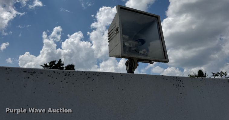 image for item DW3490 2005 Sauber Mfg. Co. 1594 oil filtration trailer