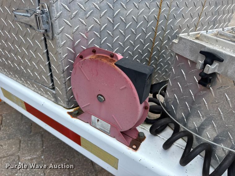 image for item DW3490 2005 Sauber Mfg. Co. 1594 oil filtration trailer