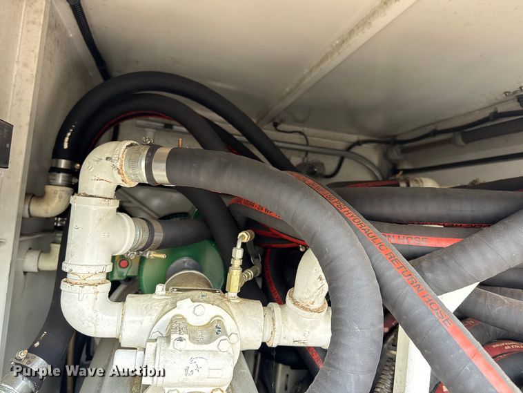 image for item DW3490 2005 Sauber Mfg. Co. 1594 oil filtration trailer